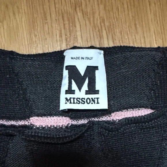 Missoni Black and Pink Knit Design - Picture 2 of 3